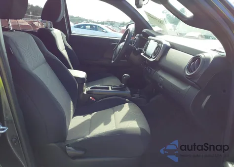 2023 Toyota Tacoma Trd Sport z USA, uszkodzony, nr VIN 3TMCZ5AN0PM620798